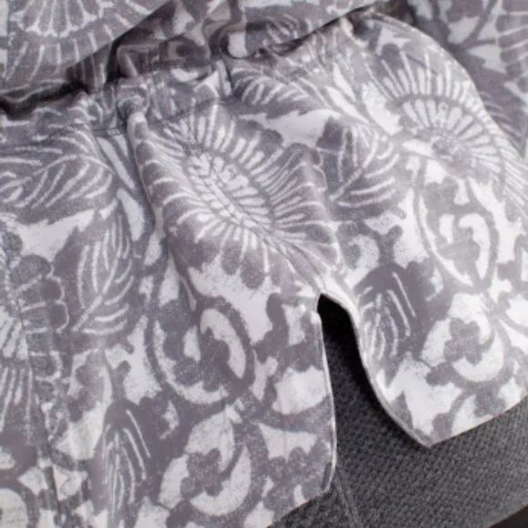 (2475) LULULEMON Run: Travel To Track Jacket *Print Sz 10/12 P2P=17.5" **LOVED** - Picture 5 of 10